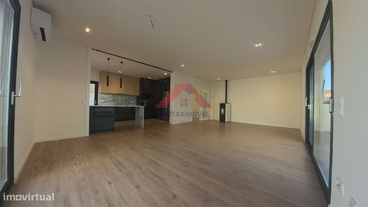 Moradia T4 Venda em Aveiras de Cima,Azambuja-13