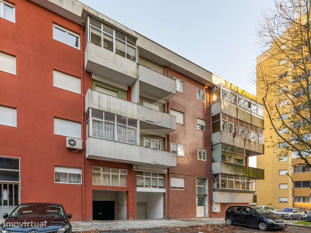 Apartamento T3 Totalmente Remodelado com Garagem - Excelente Locali...-16