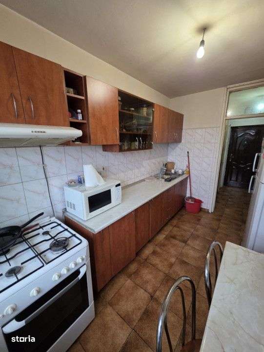 Vanzare 3 camere Militari Uverturii-1