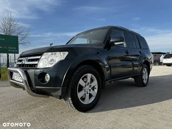 Mitsubishi Pajero 3.2 DID Intense + - 3