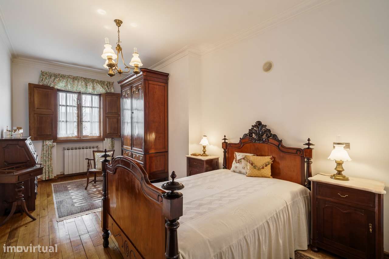 Moradia T5 em pedra em Vila Verde da Raia - Chaves-28