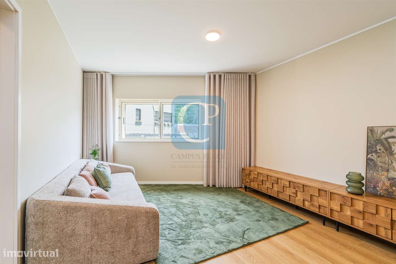 Apartamento T2 mobilado em condomínio fechado, Ramalde, Porto-9