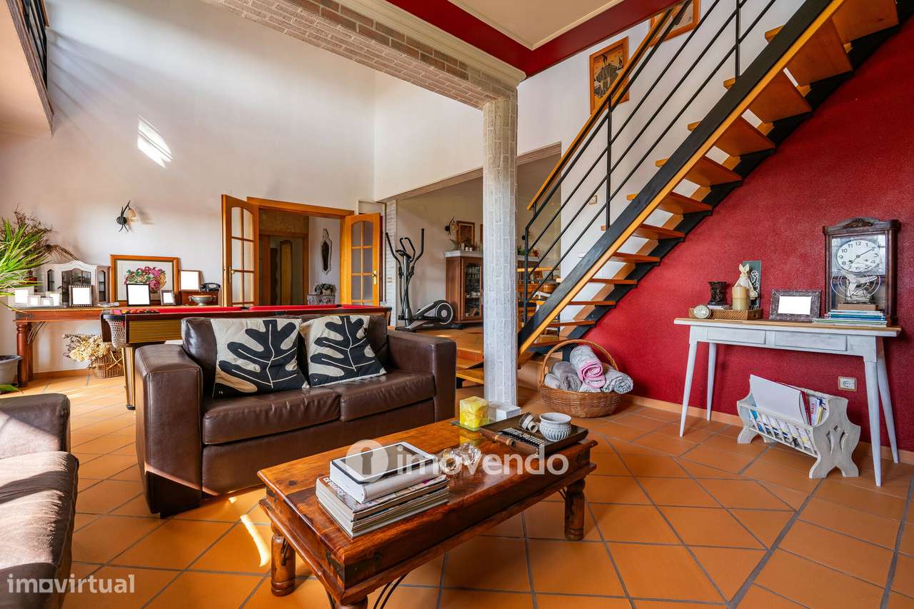 Moradia T3+1 com terreno com jardim, piscina e garagem, em Alenquer - Grande imagem: 5/60