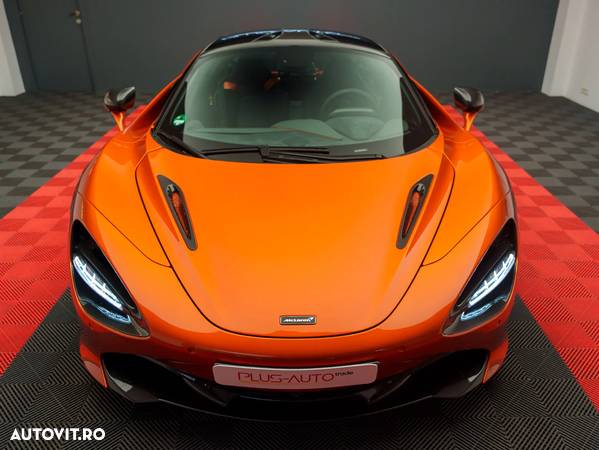 McLaren 720S - 24