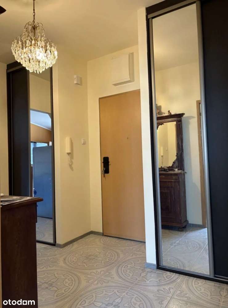 | Doskonała Lokalizacja | Duży Balkon | Winda |-5