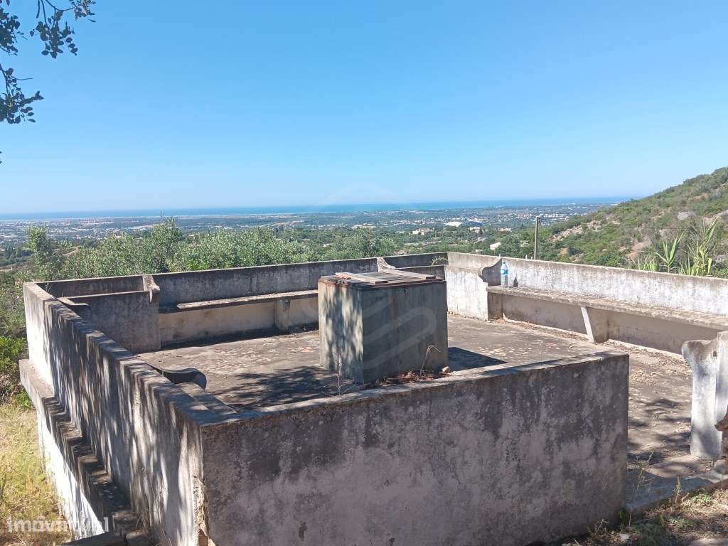 Terreno com ruína, vista mar, Santa Bárbara de Nexe, Faro, Algarve-0