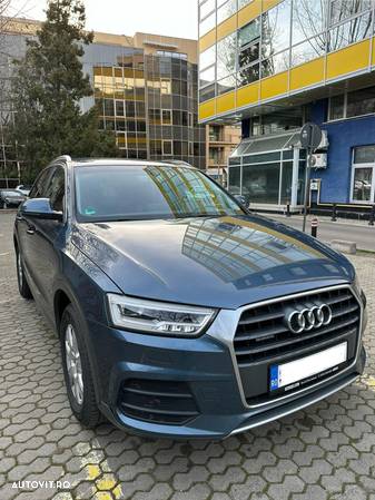 Audi Q3 2.0 TDI quattro S tronic sport - 2