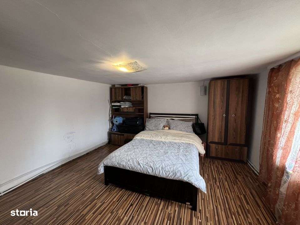 Casa 3 camere, Izvoare - Imagine principală: 2/17