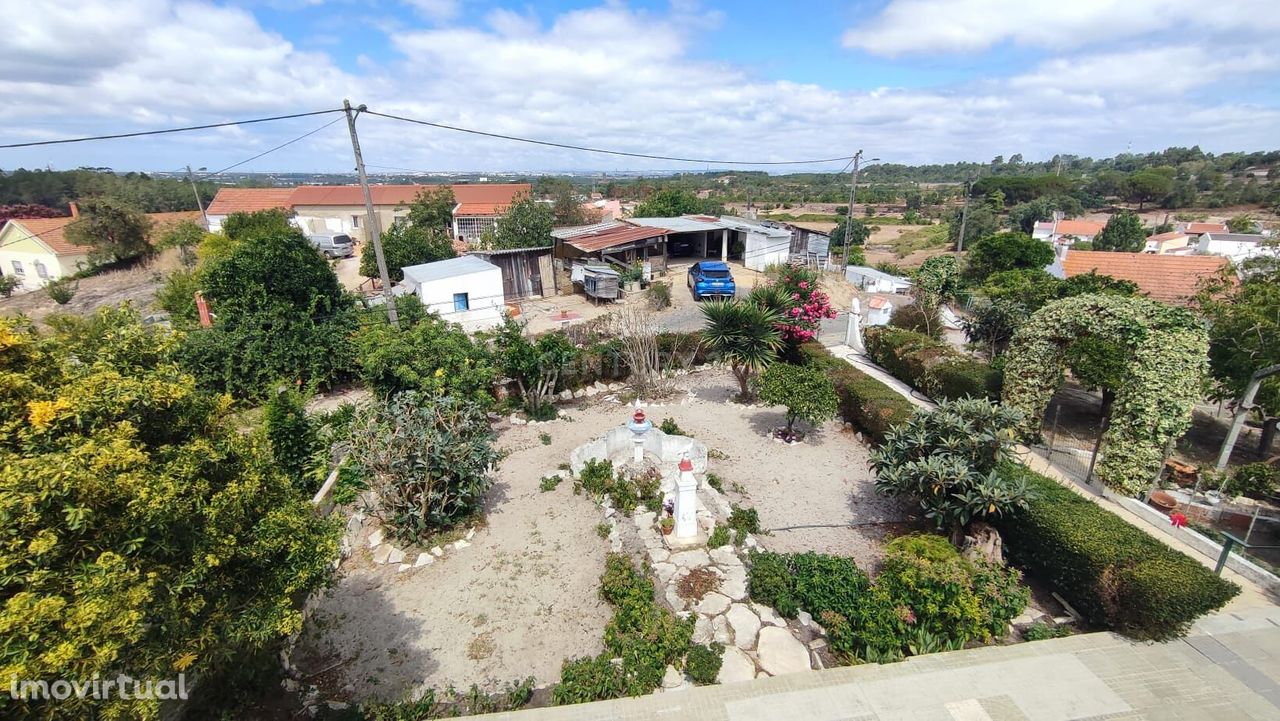 2 Moradias individuais - lote 3882 m2