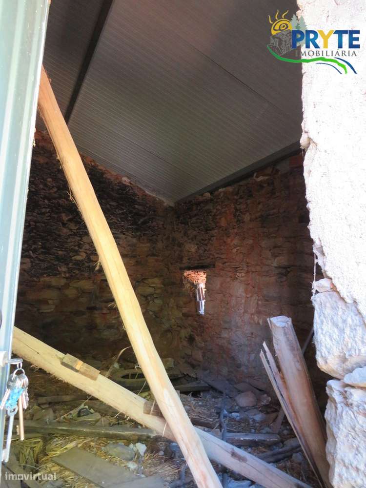 Duas moradias com potencial no Braçal – Proença-a-Nova-15