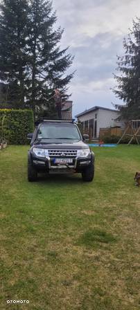 Mitsubishi Pajero - 21