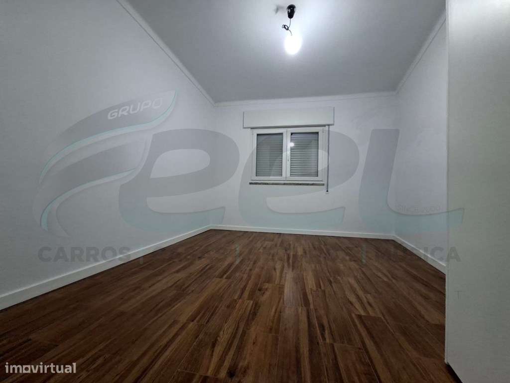 Apartamento T2 c/ terraço-16