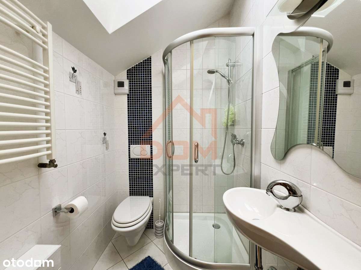 Nowoczesne przestronne mieszkanie dwupoziomowe-7