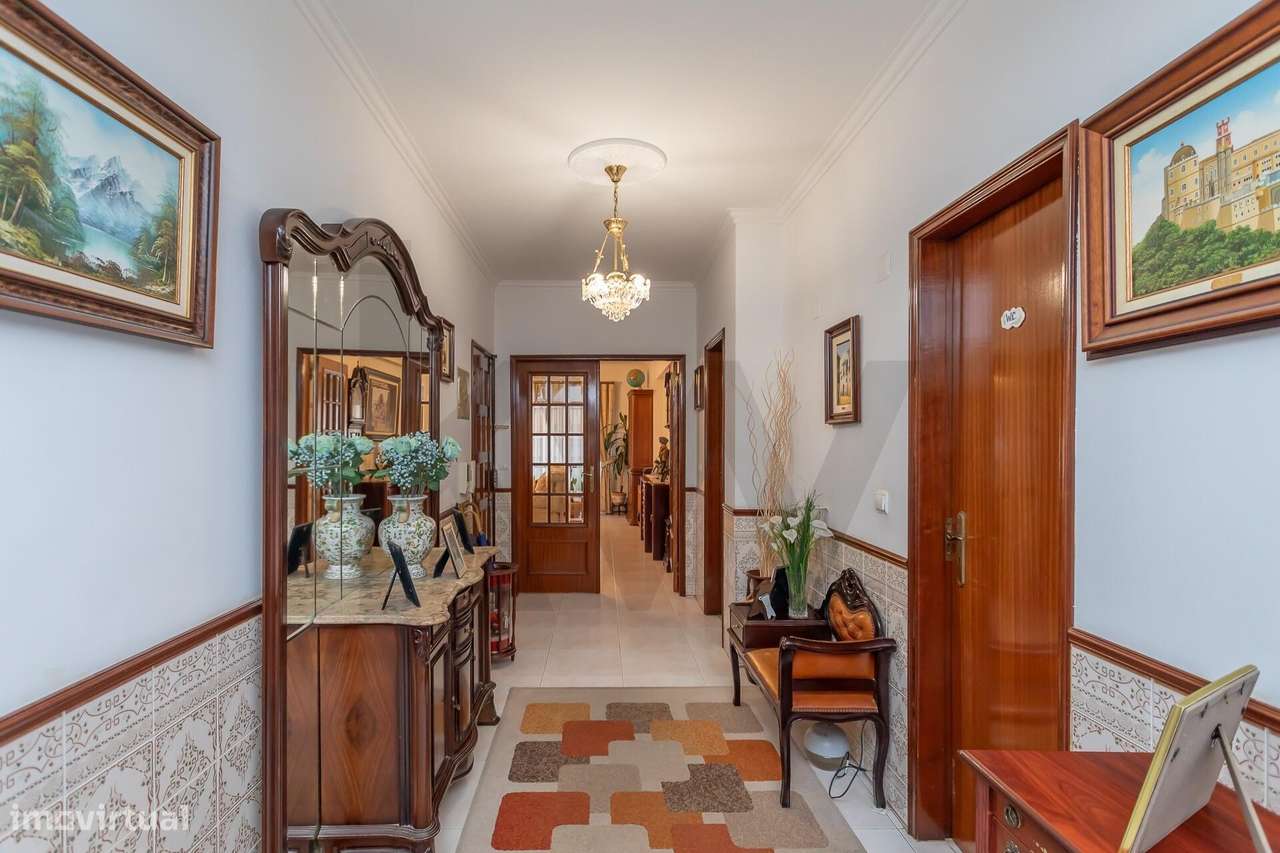 Apartamento T3 — 130 m2 — Garagem  \ Vale Flores | Mem-Martins / S. Pe - Grande imagem: 5/20