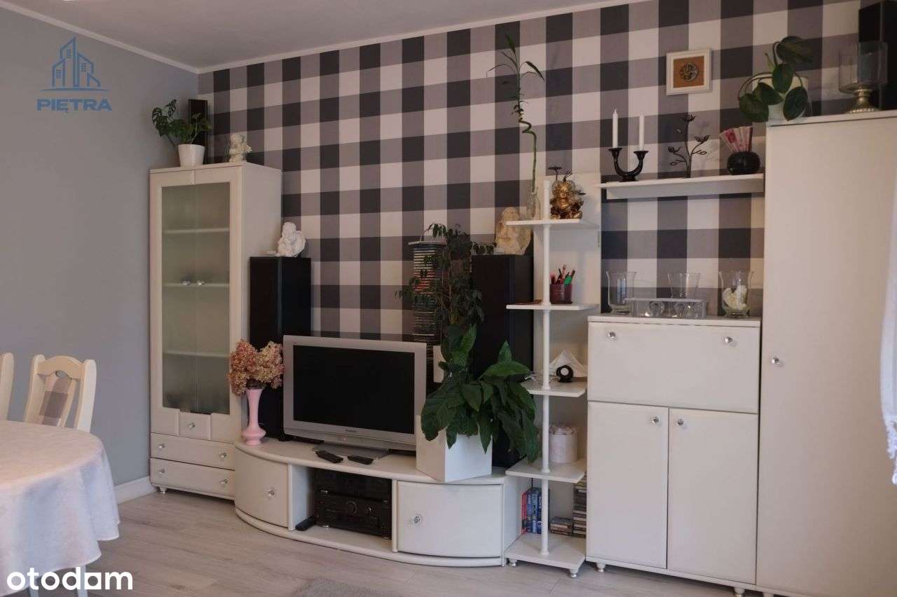 Przestronne i Komfortowe Mieszkanie w Pruszkowie - Pełny obrazek: 2/10