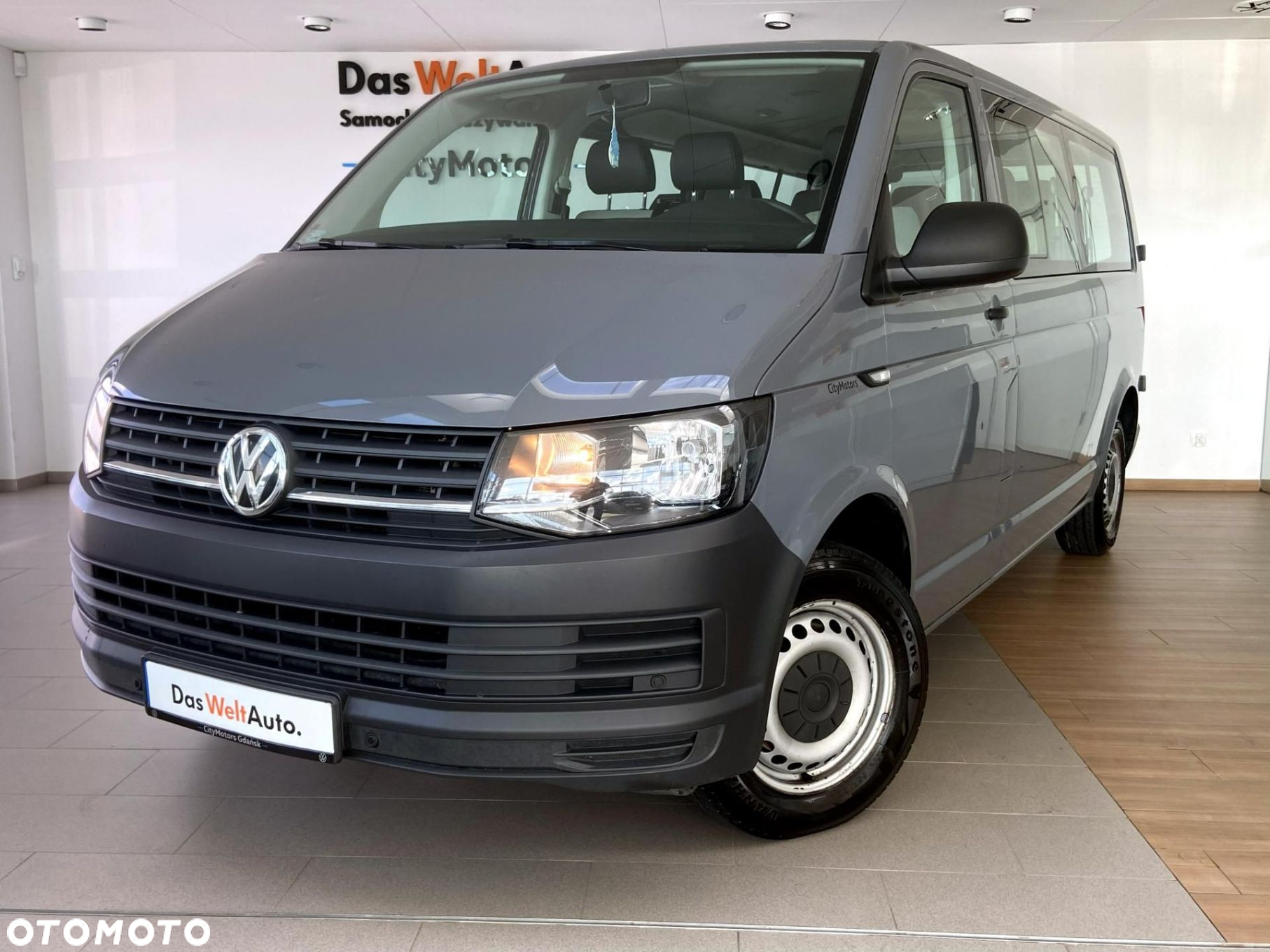 Volkswagen Transporter - 2