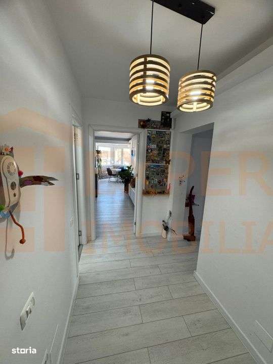 Apartament 3 camere de vanzare - Tomis Nord-Constanta - Imagine principală: 3/11