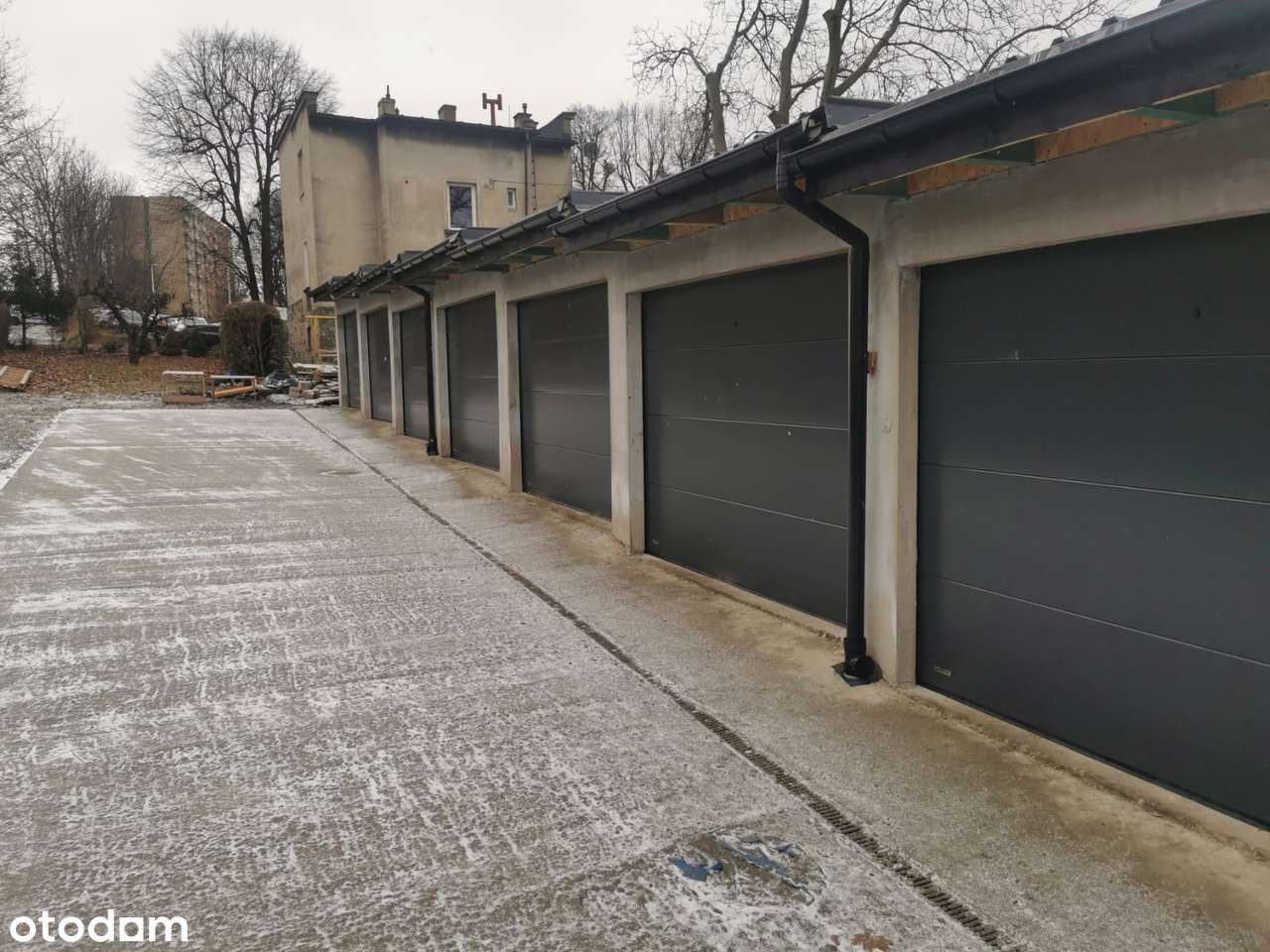 Nowy garaż na osiedlu Złote Łany - Pełny obrazek: 3/11