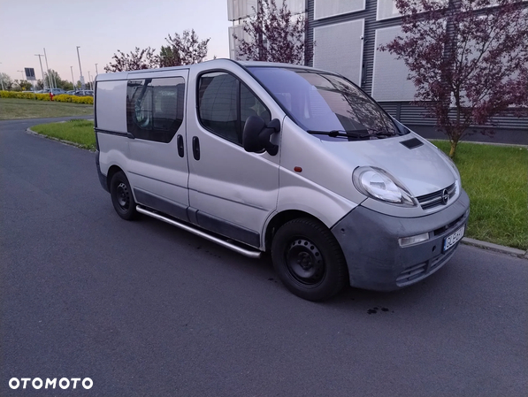 Opel Vivaro - 2