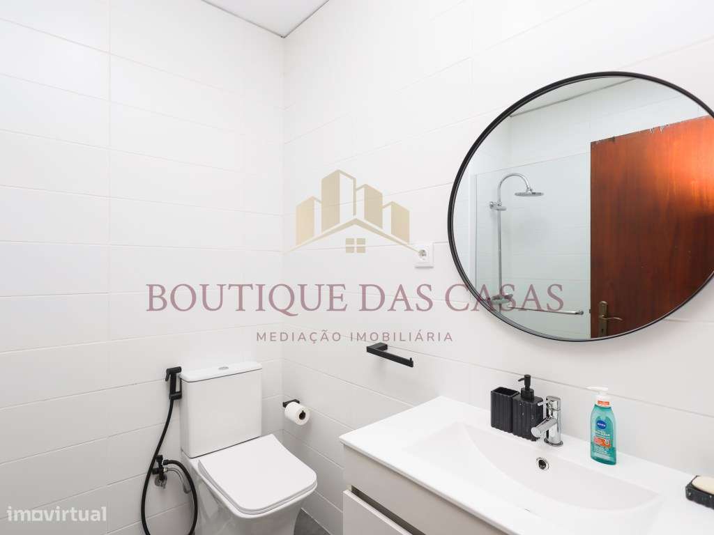 Apartamento T2 para Arrendamento na Avenida da República - Vila Nov... - Grande imagem: 5/31