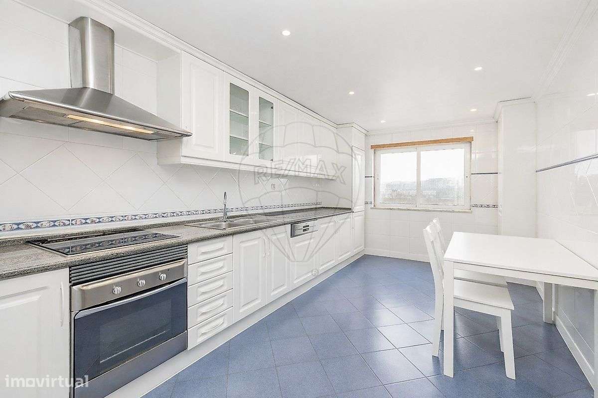 Apartamento T2 para arrendamento - Grande imagem: 4/7