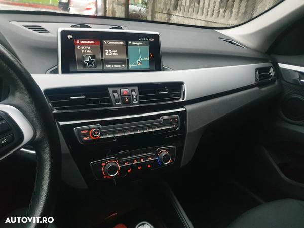 BMW X1 sDrive18d - 29