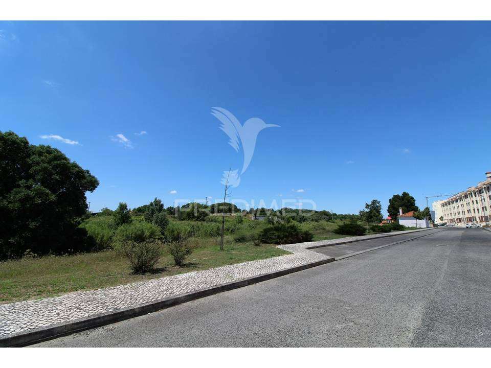 Santarém - Lotes de prédio em urbanização de referência - Grande imagem: 3/24