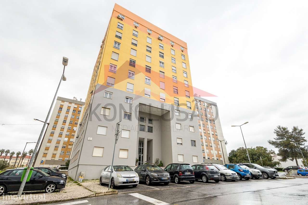 ** Portela de Sacavém | T2 com excelentes áreas e luz natural ** - Grande imagem: 4/25