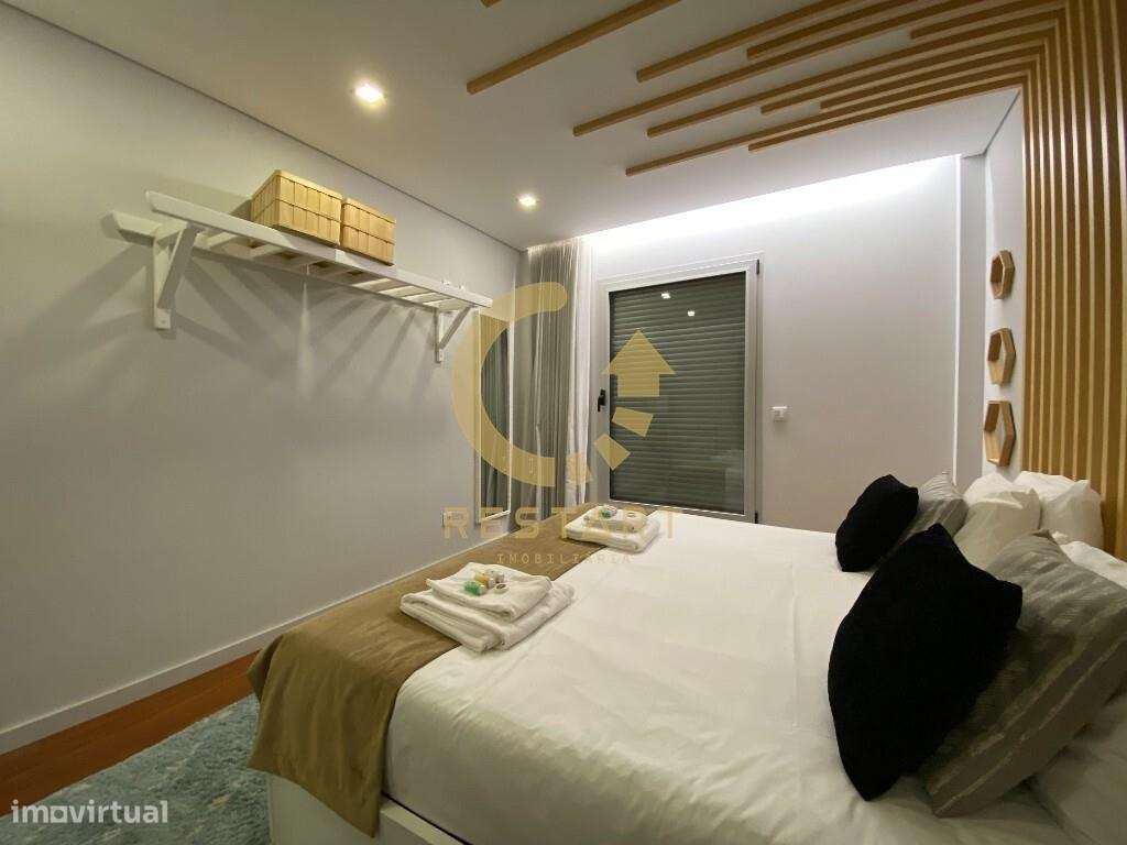 Apartamento T3 totalmente mobilado com vista Rio-19