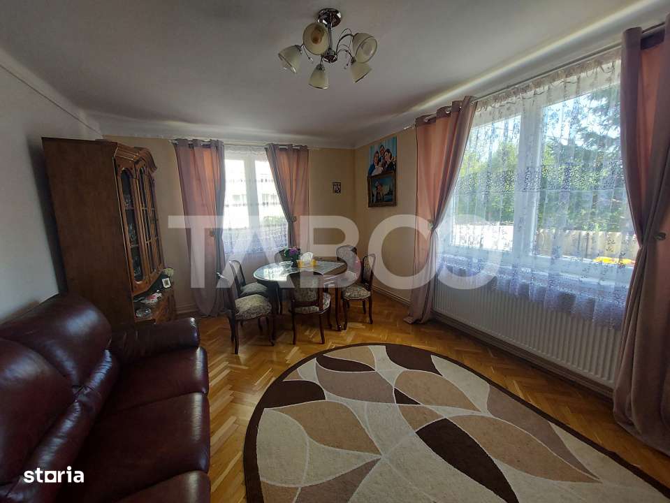 Casa de vanzare teren 950 mp si deschidere 21 m in zona Calea Poplacii - Imagine principală: 3/13