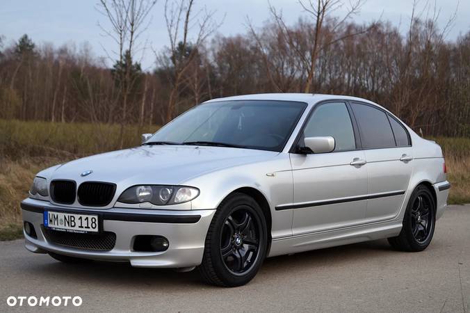 BMW Seria 3 320i - 4