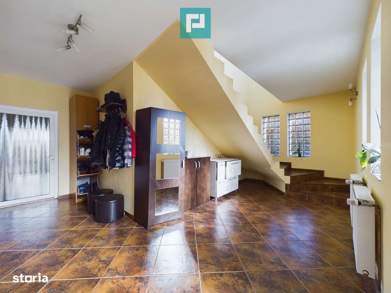 Casă P+E la cheie în Vladimirescu - Imagine principală: 3/20