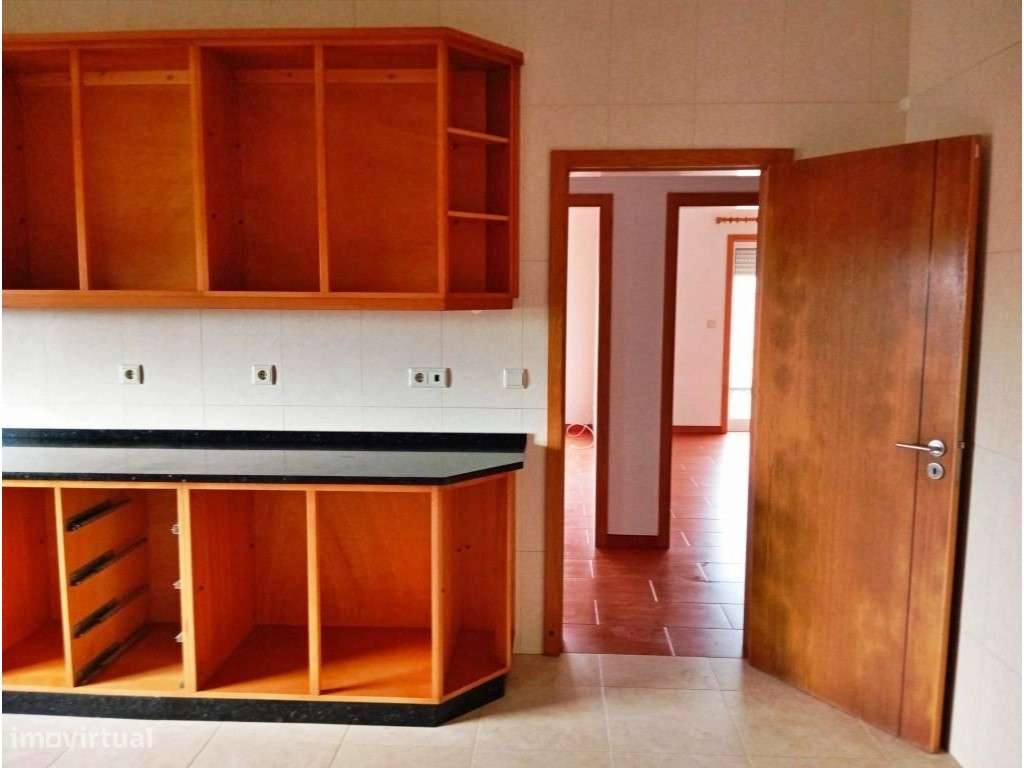 Moradia T3 em Santo Tirso - Retoma de banco-5