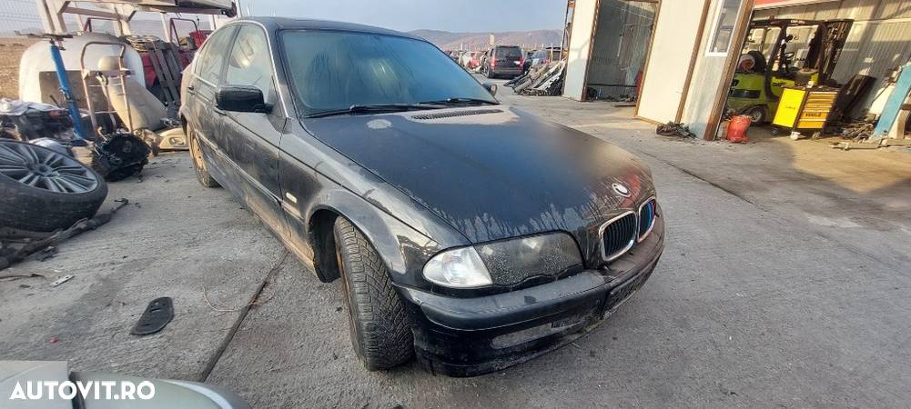 Dezmembrari BMW E46 Motor 2.0 d An 2001 - 5