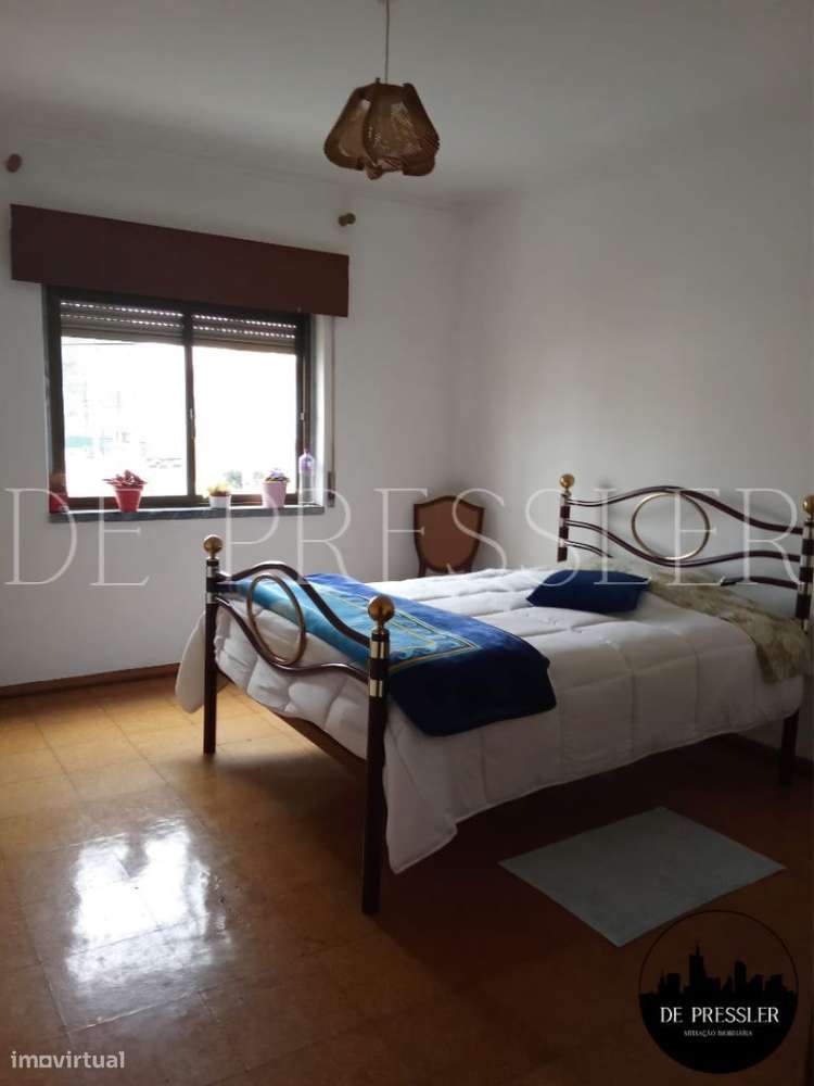 Moradia geminada com 5 quartos em Pinhal de Frades - Seixal-14