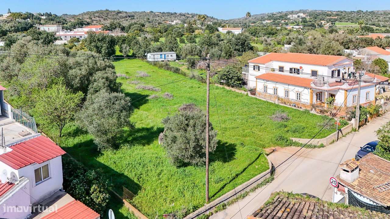 TERRENO COM PROJETO APROVADO PARA 2 MORADIAS T3 - BOLIQUEIME - Grande imagem: 5/16