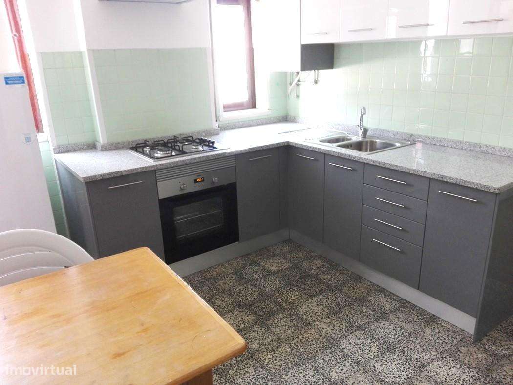 Quartos em Coimbra (Rua do Brasil) - Grande imagem: 3/5