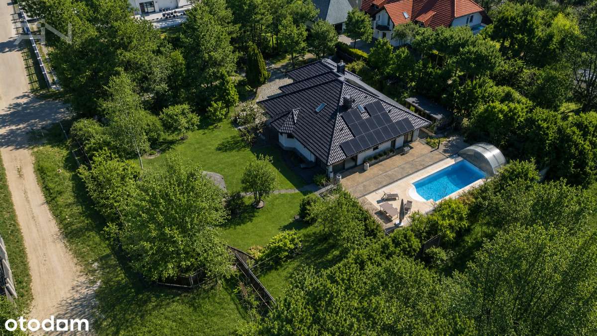 Dom z Basenem | 270 m² | Koleczkowo