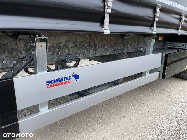 Schmitz Cargobull *2021**POD.DACH**STANDARD-VARIOS** 2021 - 12