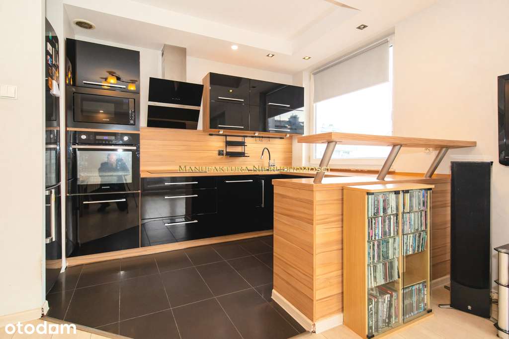 3 pokojowe mieszkanie z narożnym balkonem!-4