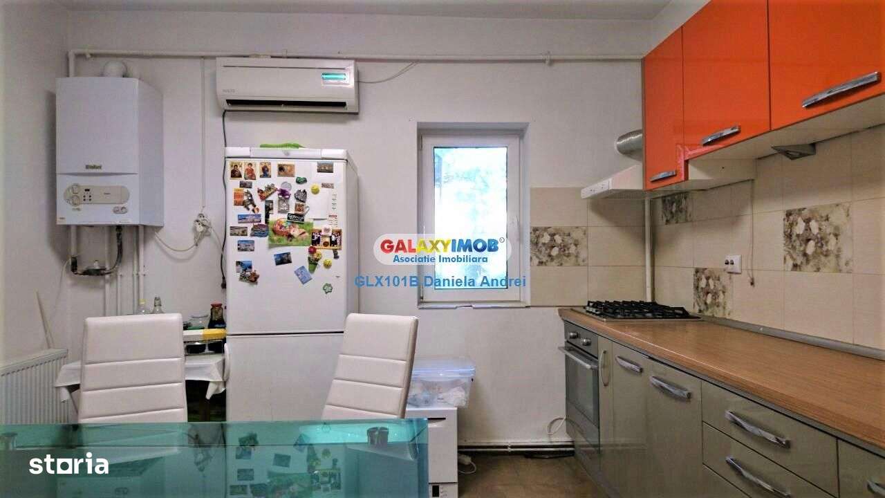 APARTAMENT 3 CAMERE in VILA+GARAJ (la Demisol) - Imagine principală: 4/19