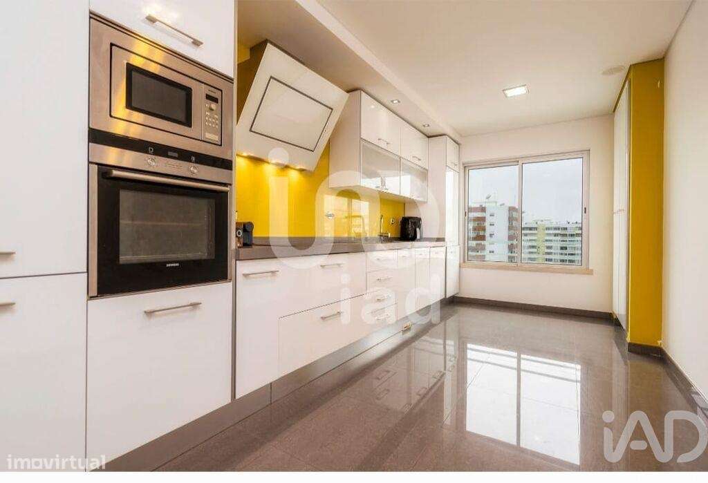 Apartamento T3 em Faro de 100 m2 - Grande imagem: 3/18