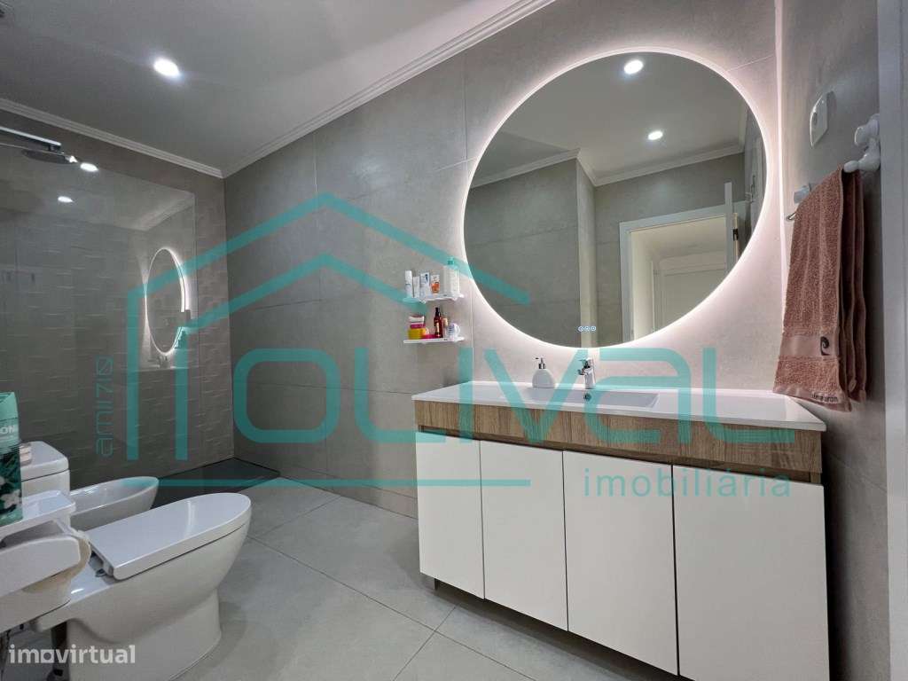 **Vivenda T2 Remodelada com Terraço em A-dos-Melros, Alverca do Rib...-15