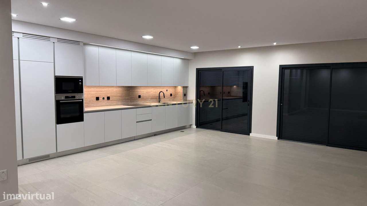 Apartamento T4 novo em Viseu - Grande imagem: 2/23