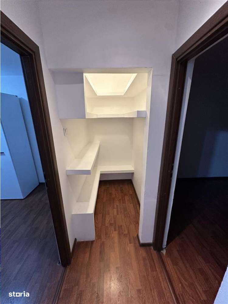 3 camere etaj 1 langa Mall-3