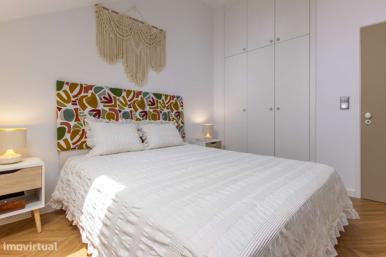 Moradia T2 Renovada com logradouro em Montijo-11