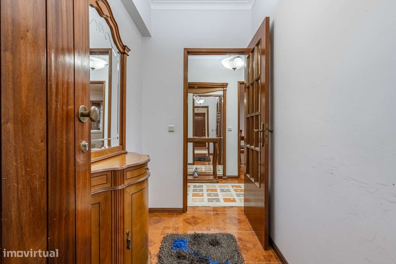 Apartamento T3 Centro da Lixa-6
