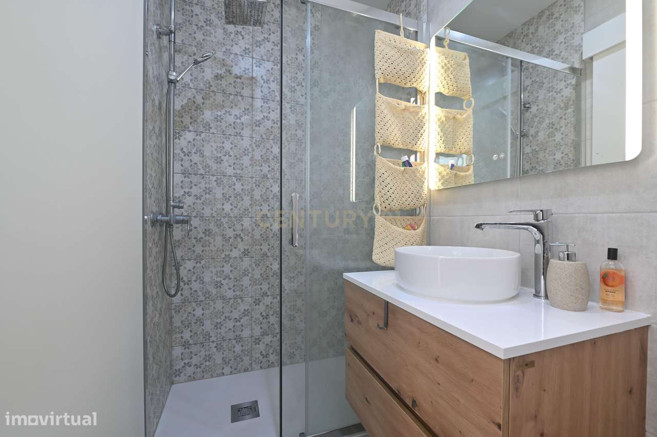 Apartamento Renovado T2 em Pinhal Novo-15