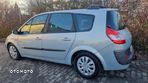 Renault Grand Scenic - 25