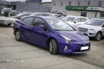 Toyota Prius Hybrid - 4